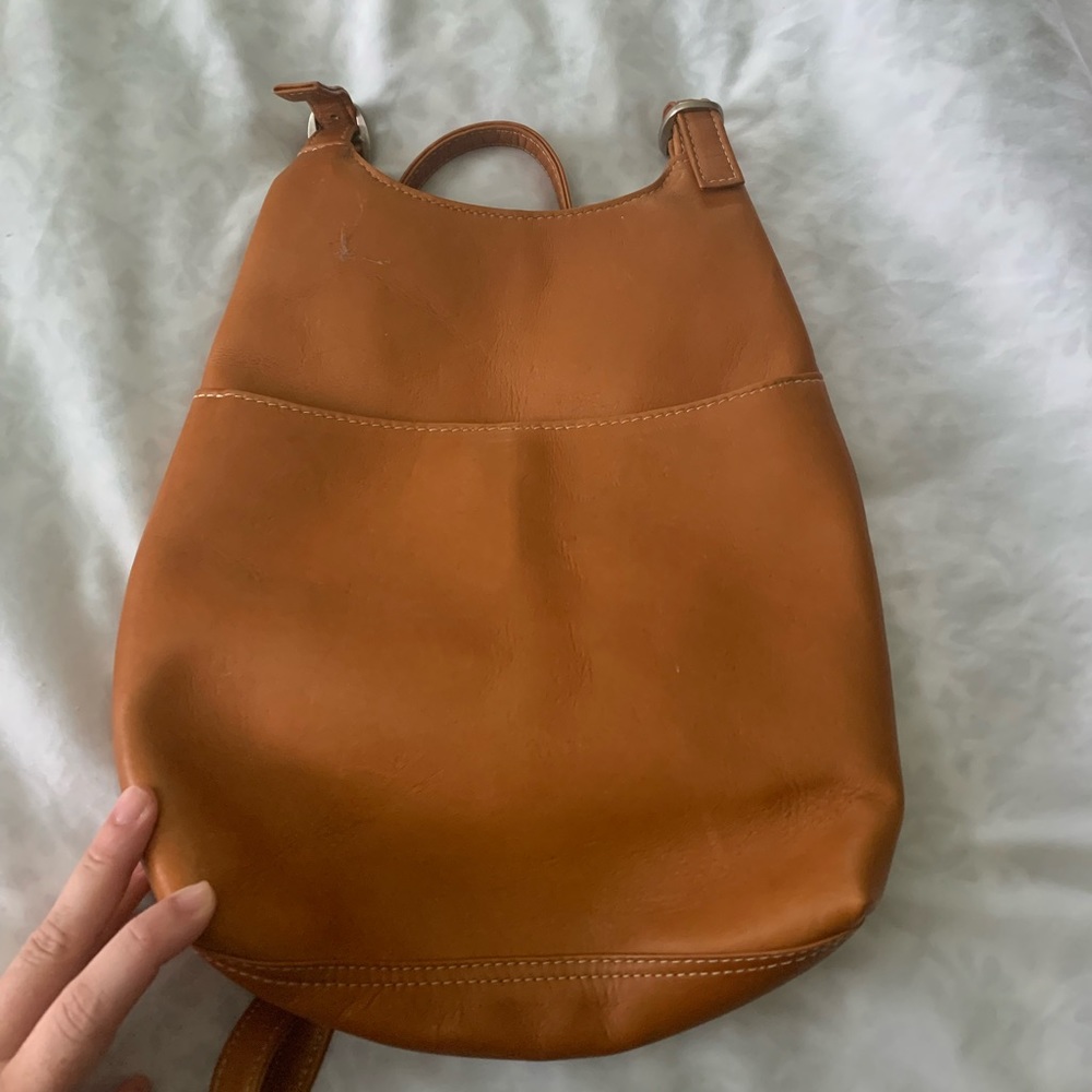 EUC Le Donne Leather Slim Backpack